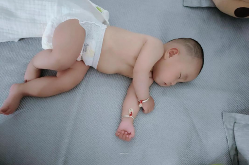 项城三个月宝宝发育标准